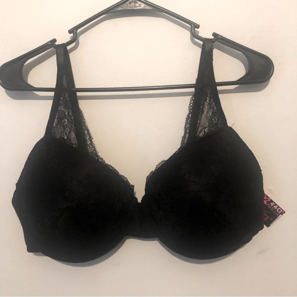 Black bra with lace detail sz 44D